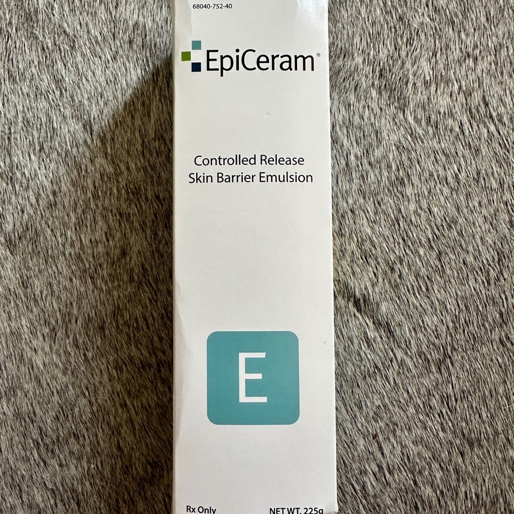 Skin Barrier Emulsion - White